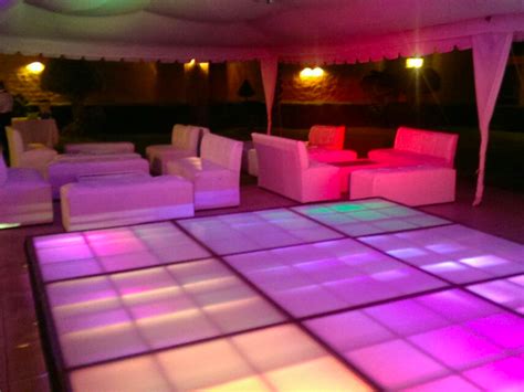 Paquete Pista Y Salas Lounge Cazafiestas Luz Y Sonido En