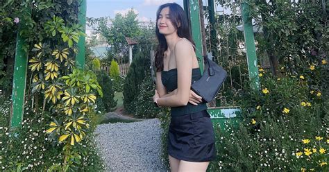 Hot girl bóng chuyền Việt Nam là thủ lĩnh đội bóng nhưng nghỉ thi đấu đột ngột làm bà chủ ở tuổi