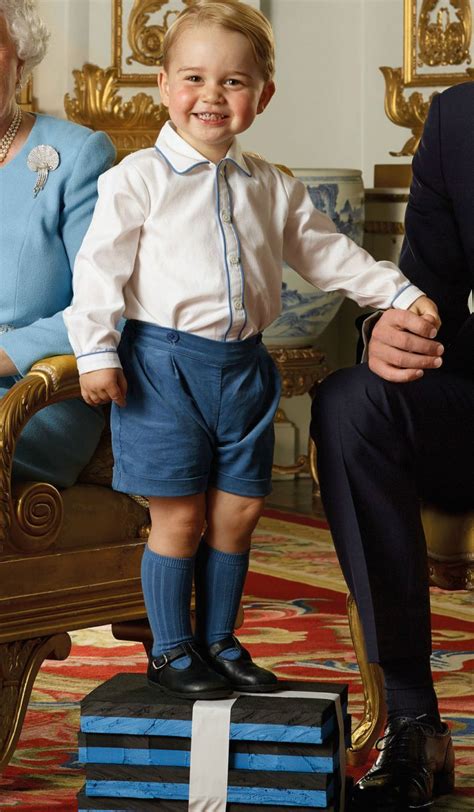 Esmalte cor nude e mais 14 regras de moda que todo membro da Família Real Britânica deve