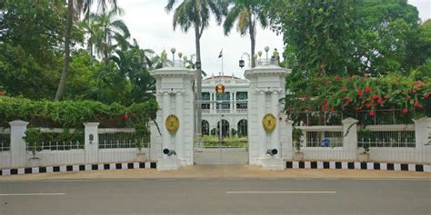 Kolkata Th May Suci C Activist Climb The Gate Of Off