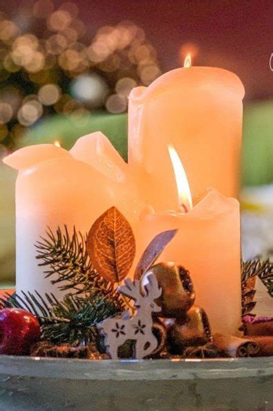 30 Elegant Christmas Candle Decorating Ideas New 2021 Page 29 Of 31