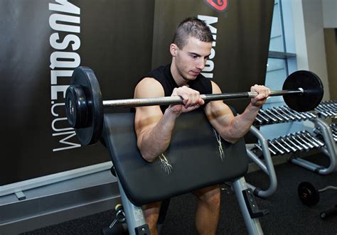 Reverse Barbell Ez Bar Preacher Curls Musqle