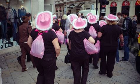 Spanish Woman Pregnant After Sex With Dwarf Stripper On Hen Night