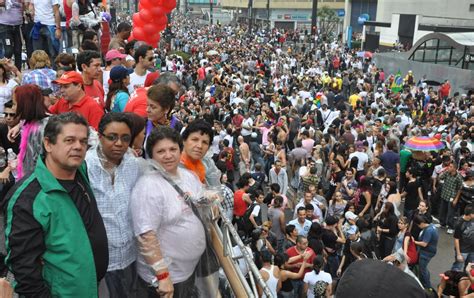 Parada Gay reúne 4 milhões de pessoas na Paulista Sindicato dos Químicos de São Paulo