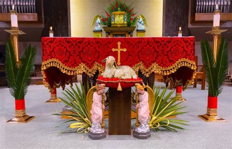 Catholic Church Altar Decorations