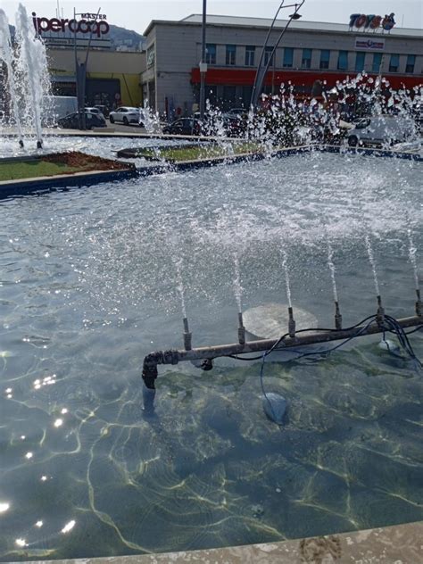 Reggio Calabria Ripristinata La Fontana Dedicata A Mino Reitano