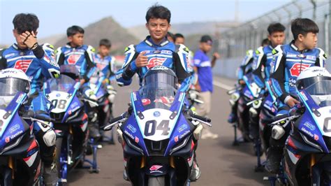 Sederet Pembalap Top Indonesia Ikut Berlomba Pada Blu Cru Yamaha Sunday