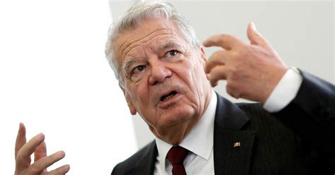 Skepsis wegen Debatte Alt Bundespräsident Gauck gegen AfD Verbot