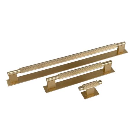 Tiradera Strada Dorado Cepillado Modena Designer Hardware