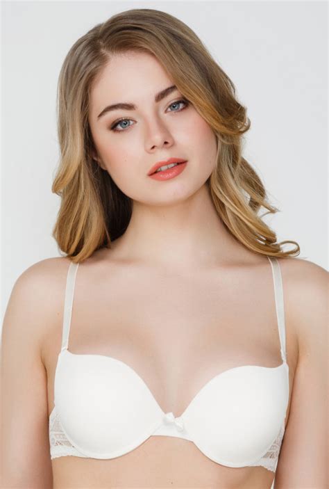 Бюстгальтер Push up жен Vega молочный Infinity Lingerie