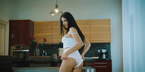 Brunette With A Faultless Body Getting Screwed And Cummed On ZB Porn