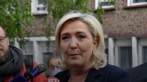 Questions à Marine Le Pen Candidate à Sa Réélection Dans La 11e Circonscription Du Pas De