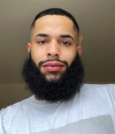 Pinterest Bald Men With Beards Black Men Beard Styles Black Men