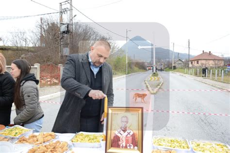 Srbi Na Barikadi U Rudaru Obele Ili Svetog Nikolu