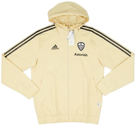 2022 23 Leeds United Player Issue All Weather Jacket XS