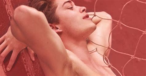 Male Model Francisco Lachowski NAKED