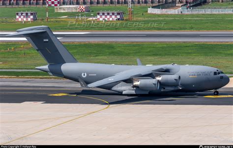 United Arab Emirates Air Force Boeing C A Globemaster Iii Photo