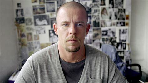 Alexander Mcqueen Biography Fashion Designer - Washington Vents1987