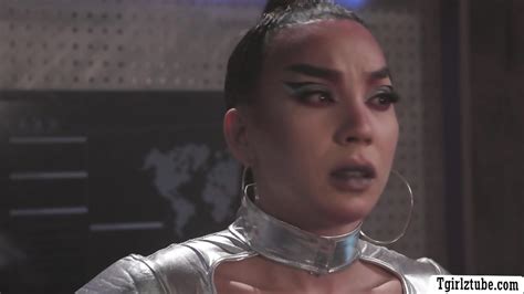 Shemale Astronaut Gets Ass Rimjob And Banged In The Spaceship