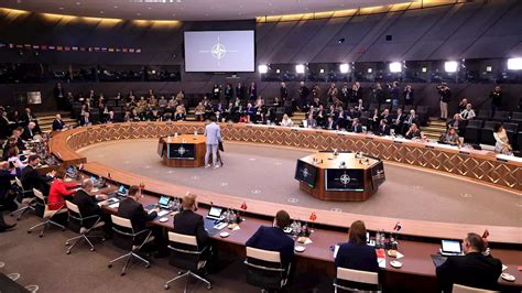 Nato Au Enministertreffen Debatte Ber Neue Ukraine Hilfen