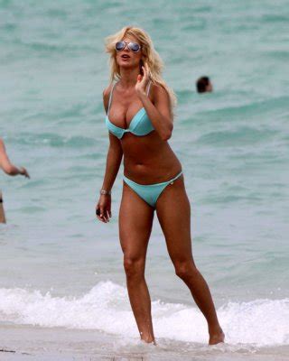 Victoria Silvstedt Showing Her Nice Big Tits And Her Pussy Upskirt Paparazzi Pic Porn Pictures