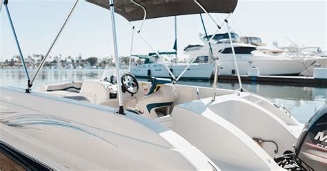 Gelcoat Repair | Discover Boating