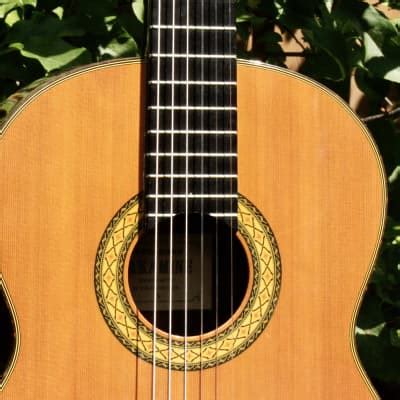 Raimundo Flamenco Guitar Model 145 Negra Reverb Canada