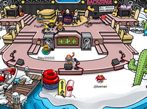 Changing Stage At The Dock Club Penguin Cheats Glitches Secrets