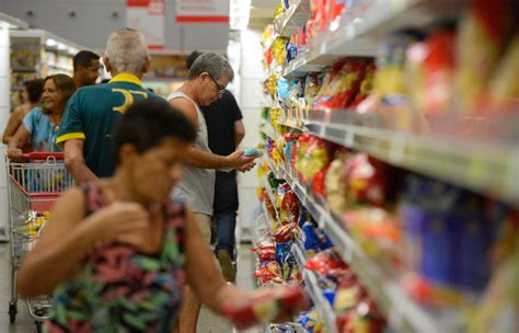 Estados Preferem Cestas Básicas A Voucher Para Combater Fome Sob