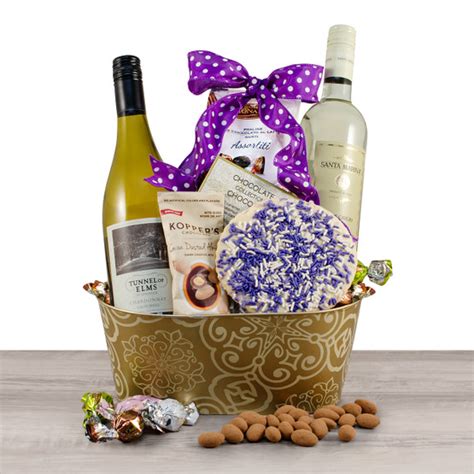 White Wine Duo Gift Basket