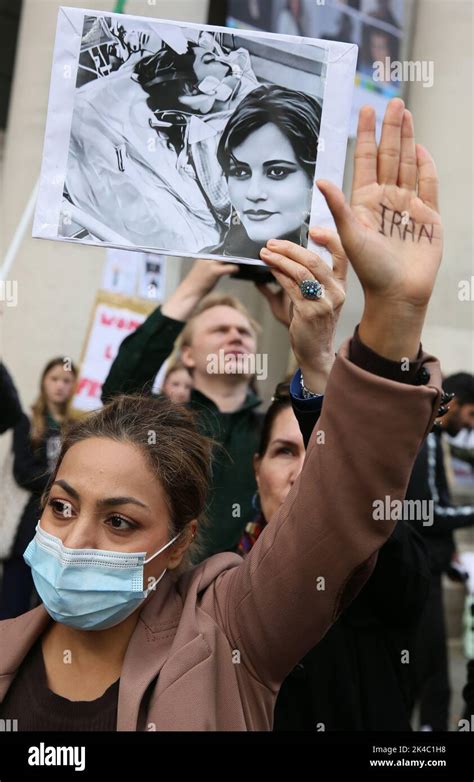 Manchester Uk 1st October 2022 Women Life Freedom Protest In