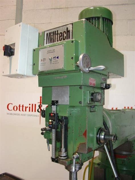 Milltech Type 5000 Vs Turret Milling Machine