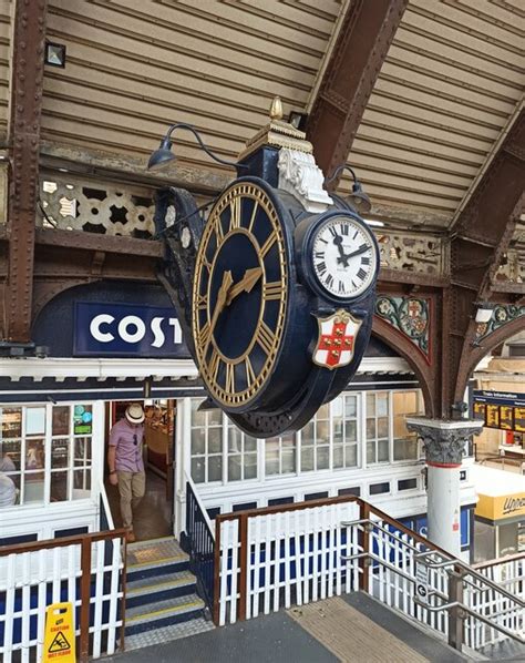 York Railway Station Clock Thomas Nugent Cc By Sa Geograph