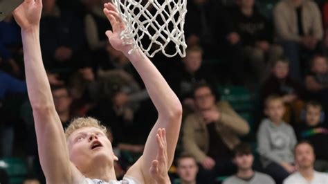 Gustav Knudsen Lyste Igen Igen Op Da Bakken Bears Pligtsejrede Fullcourt