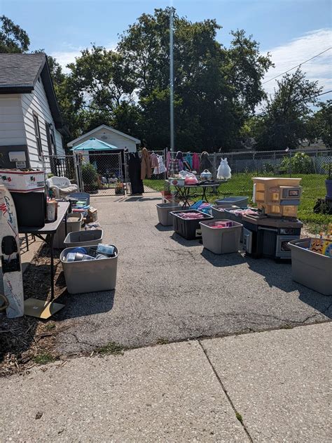 facebook marketplace rummage sale 6