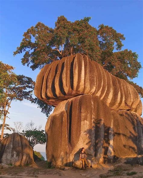 Wisata Alam Batu Belimbing Bangka Selatan Lokasi Dan Htm Terbaru