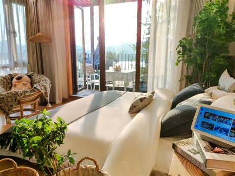 7 Hot Sexy Xiyue Zhou Bikini Pics