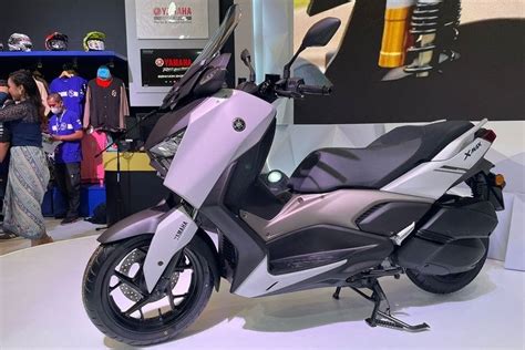 New Yamaha Xmax Connected Meluncur Di IMOS 2022 Harga Rp66 Juta