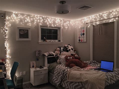 Stylish Small Bedroom Decor Ideas: Maximize Space and Style - Home