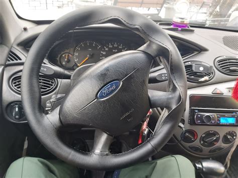 Оплетка руля — Ford Focus Sedan I, 2 л, 2004 года | аксессуары | DRIVE2