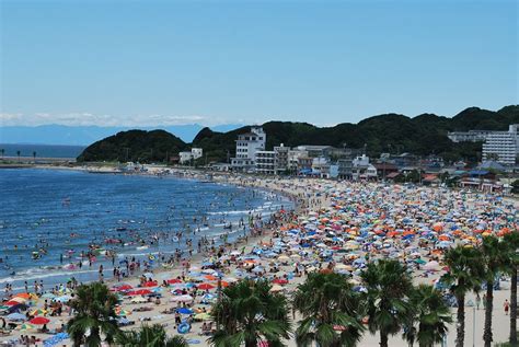 アーチ状の砂浜と海浜植物が彩る美しい海、内海海水浴場へドライブ 愛知県南知多町 トヨタ自動車のクルマ情報サイト‐gazoo