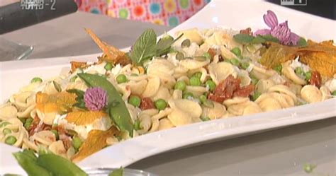 Ricette Natalia Cattellani Orecchiette Con Piselli Pomodorini Secchi