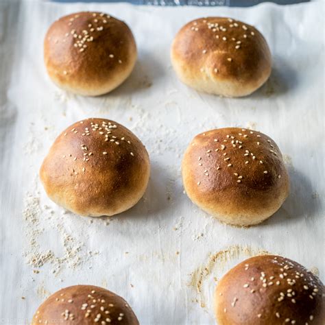 Homemade Whole Wheat Burger Buns