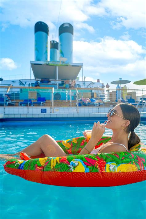 Margaritaville at Sea's new cruise deal is the ultimate "Girls Night ...