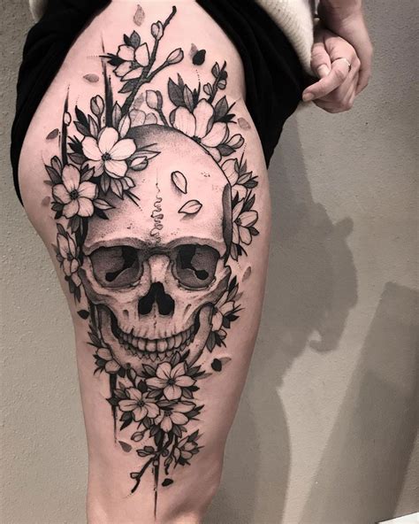 Skull Flowers Skull Thigh Tattoos Skull Tattoos Thigh Tattoos Women