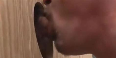 Amateur Gay Guy Sucks Gloryhole Cock Tnaflix