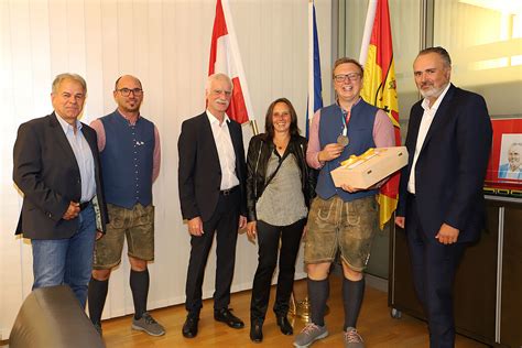 Lh Doskozil Gratuliert Euroskills Silbermedaillengewinner Land Burgenland