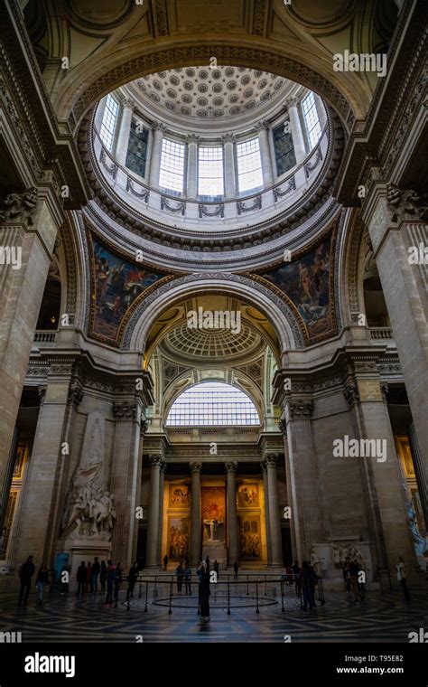 Pantheon paris interior hi-res stock photography and images - Alamy