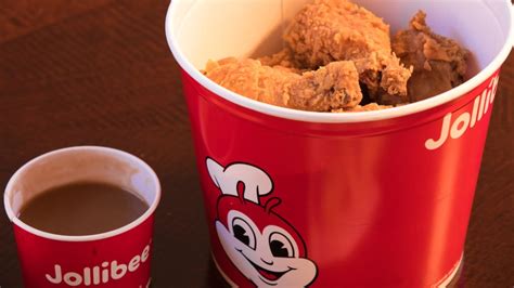 Best Jollibee Fried Towel Memes Hilarious Tweets About The Jollibee