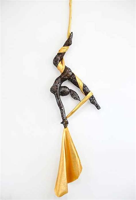 Acrobat Sculptures Nuntchi Wire Mesh Sculptures Metal Art